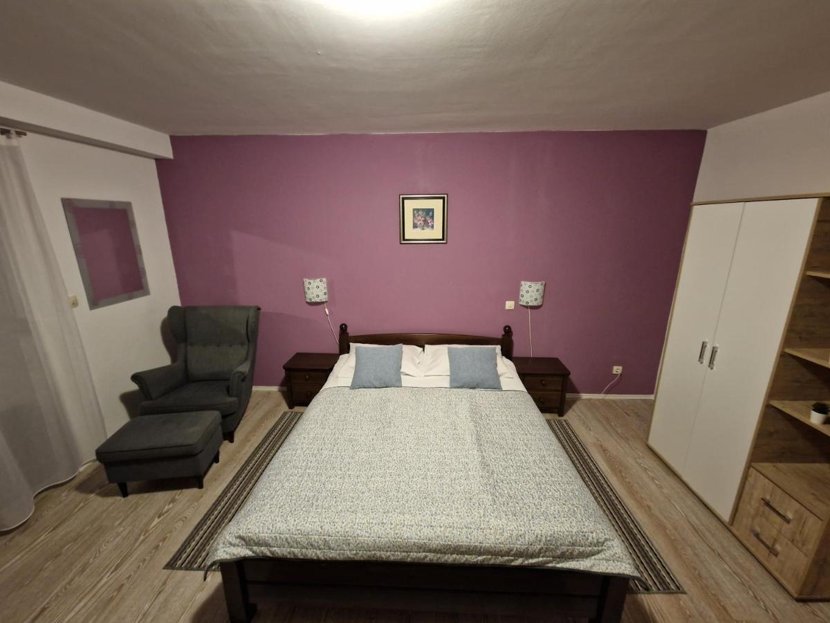 Guest House Wolf II Plitvička Jezera Esterno foto