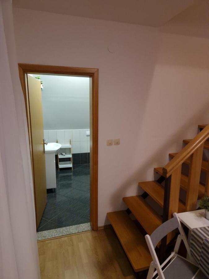 Guest House Wolf II Plitvička Jezera Esterno foto